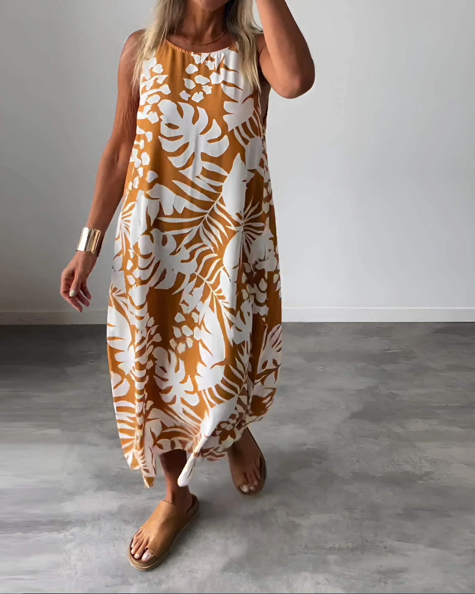 Audrey | Elegant Sleeveless Dress - Image 4