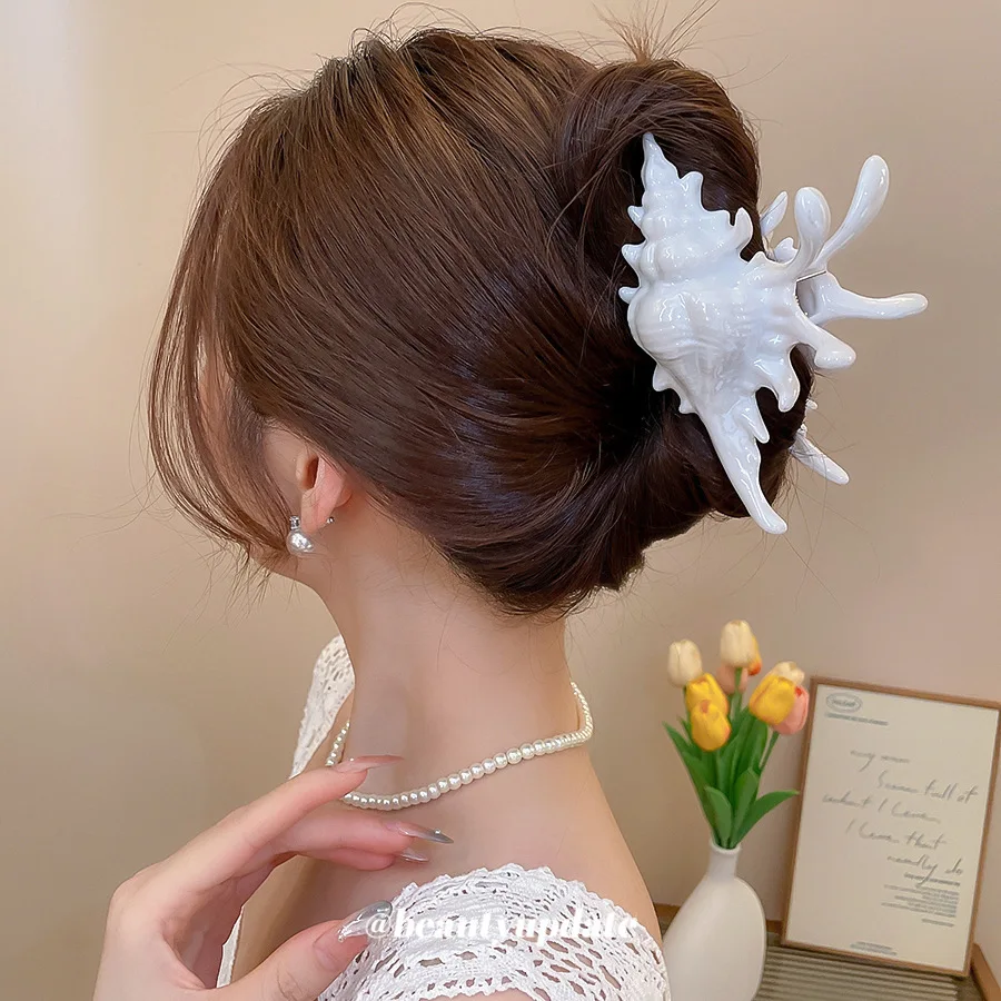 AWAYTR™ | Ocean Conch Hair Claw Clips for Women Shell Crab Hair Clip shell Catcher Ins Fairy Summer Sea Y2K Hair Accessries - Image 3