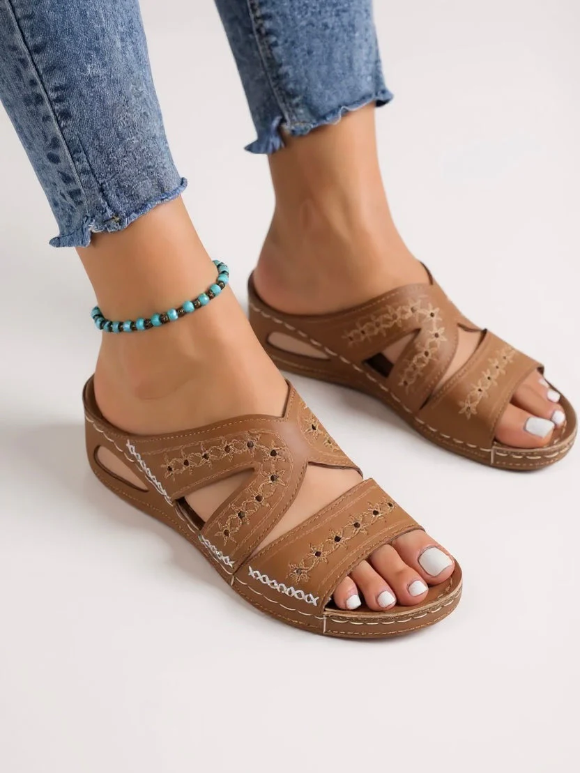 Calla | Embroidered Slide Sandals - Image 2