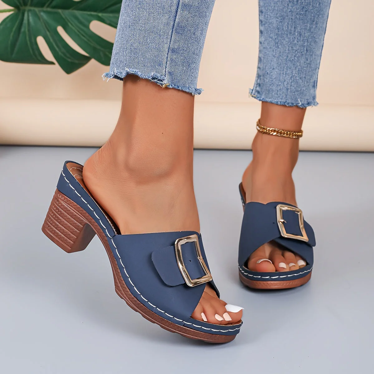 Camilla | Classic Elegance, Effortless Wear - Image 14