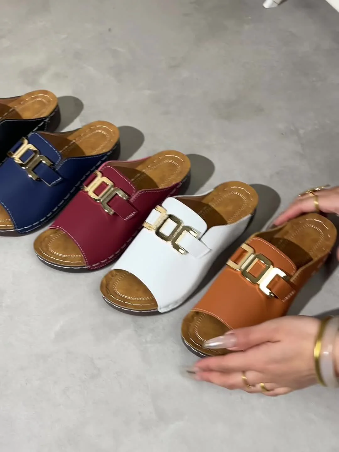 Capella | Effortless Style, All-Day Comfort - Image 16