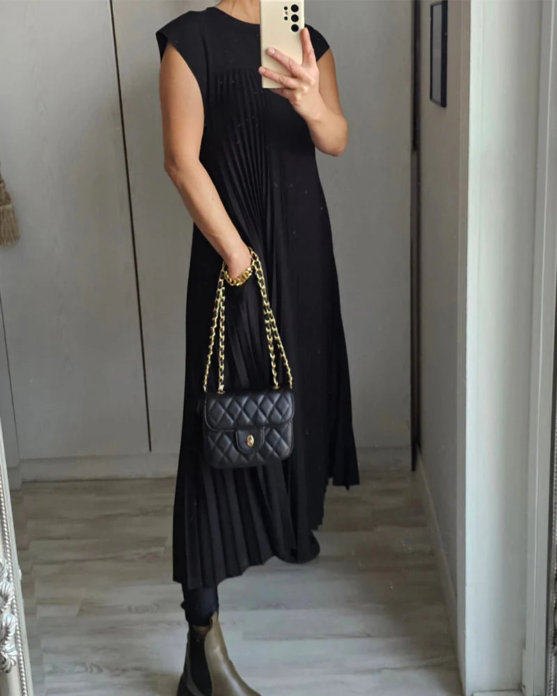 Gwendoline | Pleated Maxi Dress - Image 19