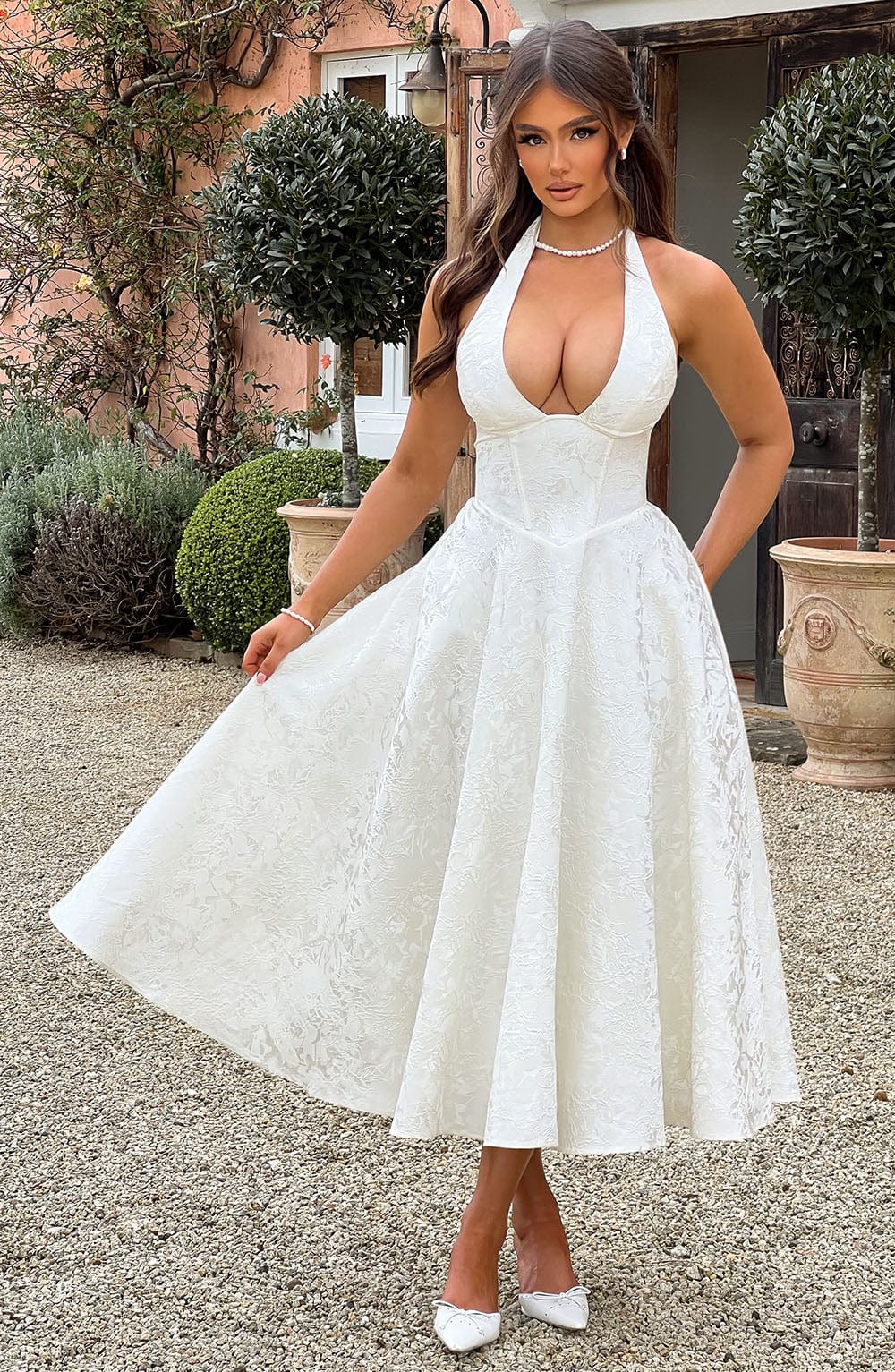 Niamh™ | Elegant Embroidered Deep V Sleeveless Dress - Image 2