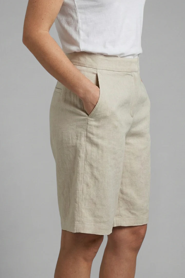 Seraphita | Women's Elastic Waist Knee Length Shorts - Image 4