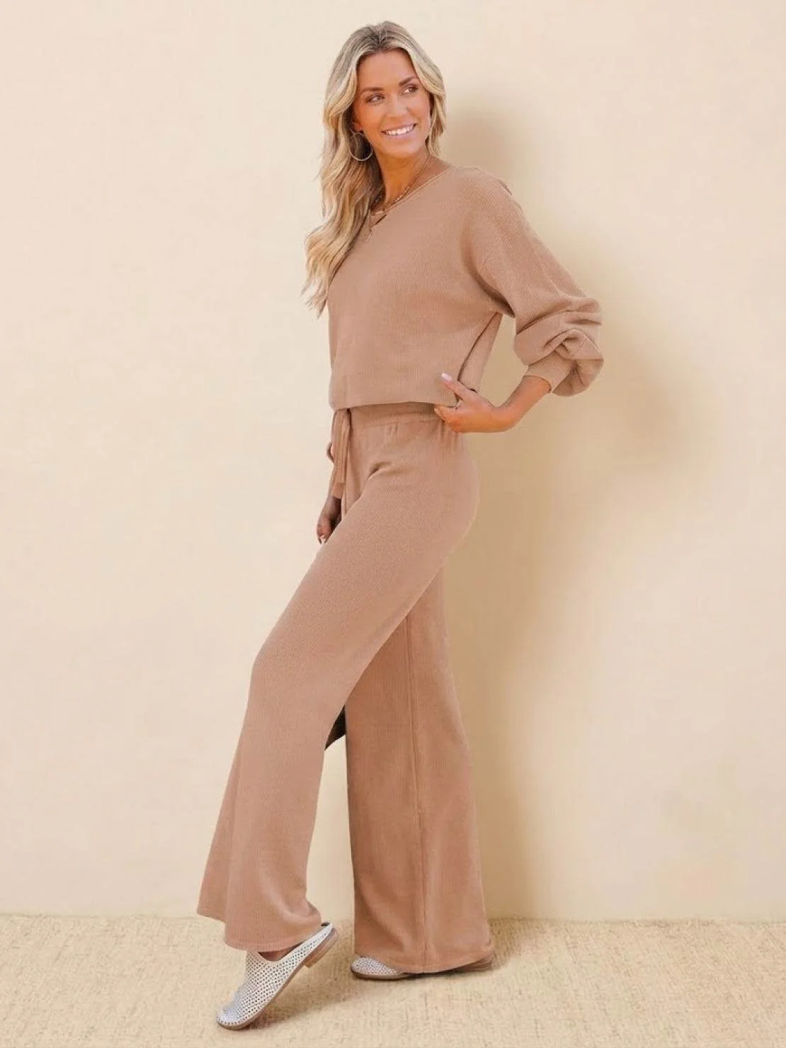 Tara | Women's Casual Two-Piece Set Cropped Jumper & Wide Leg Trousers - Image 9