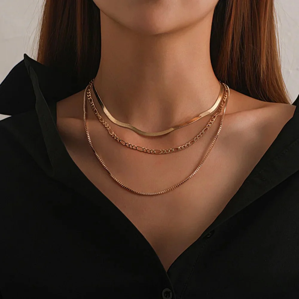 Vintage 3-Piece Layered Necklace - Image 3
